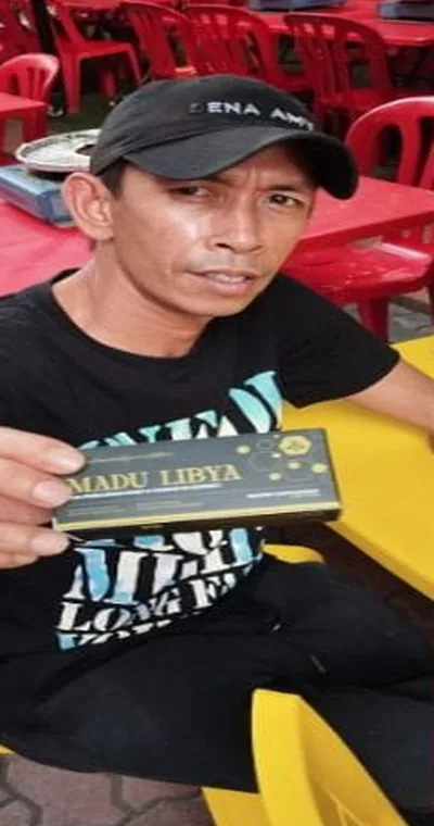 Pengguna Madu Libya